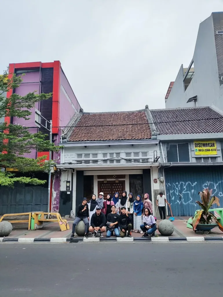 Bandung Good Guide walking tour: bbah nyonya