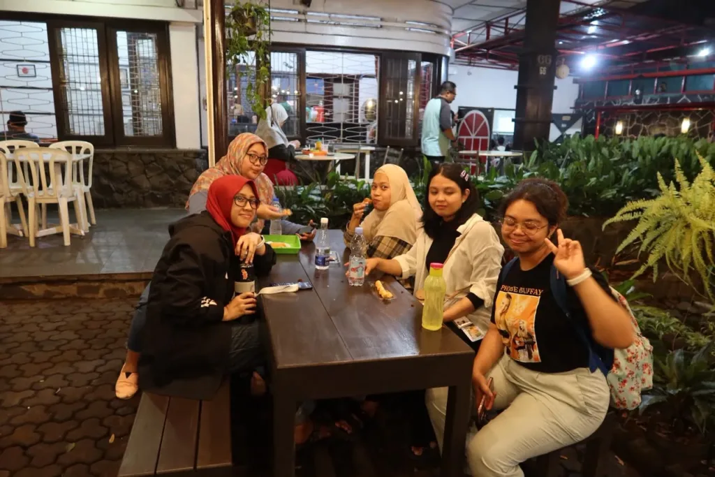 Bandung Good Guide walking tour: cilaki