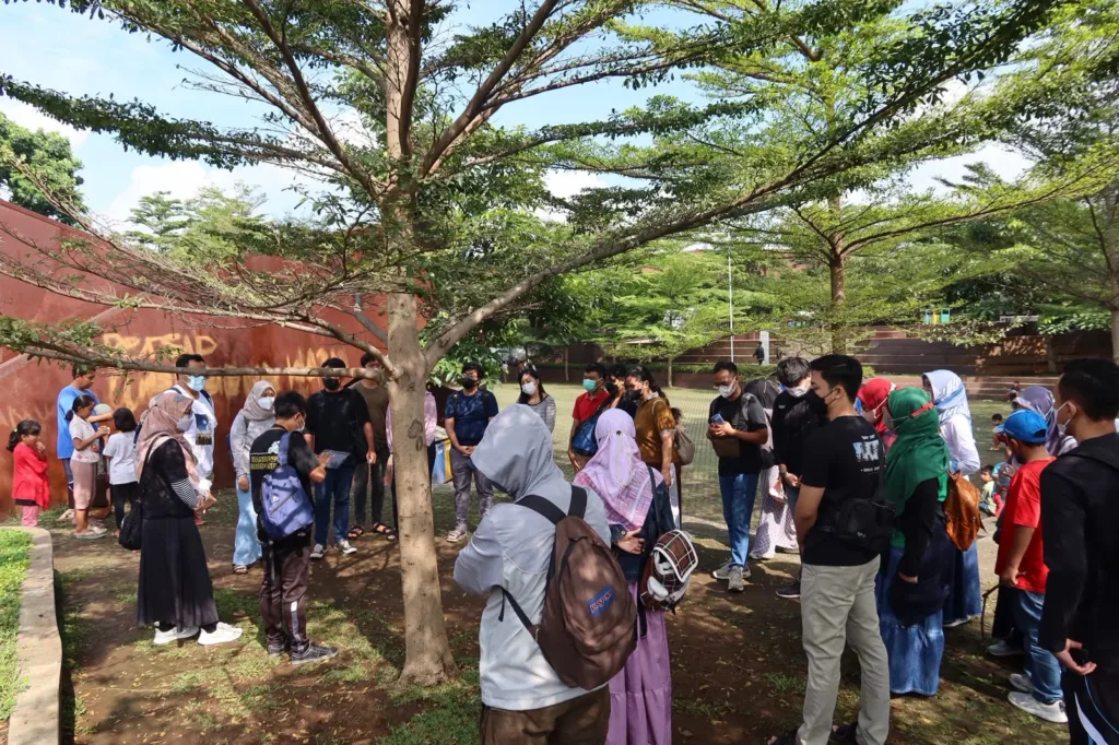 Bandung Good Guide walking tour: ereveld