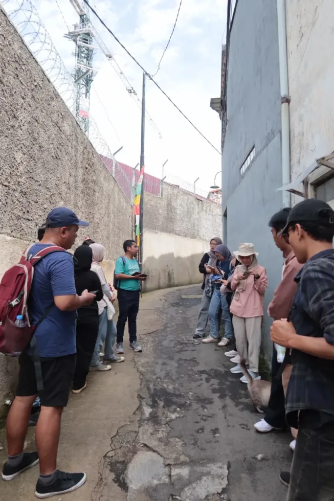 Bandung Good Guide walking tour: geng ke gang